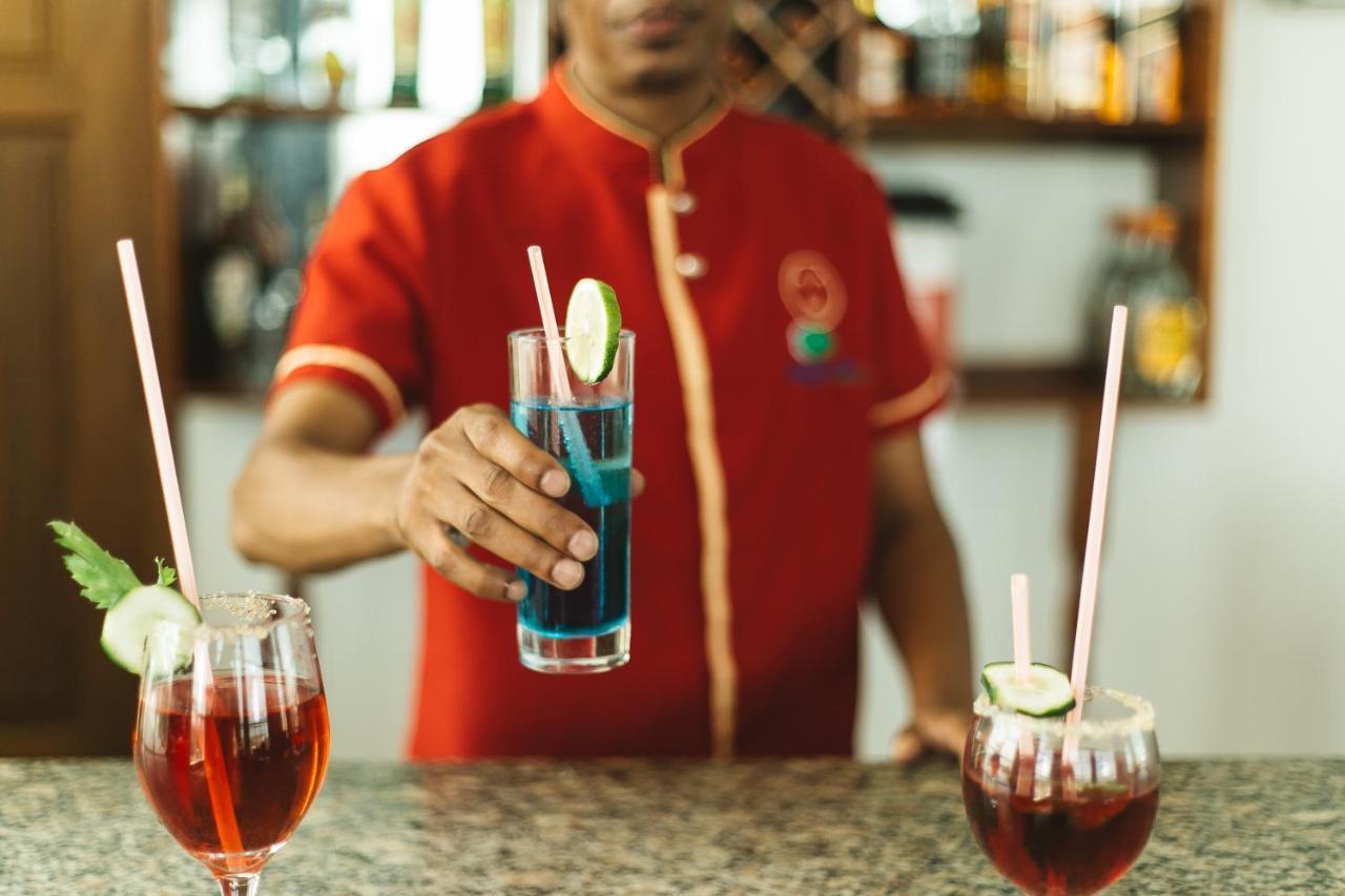 Kebbys Hotel دار السلام المظهر الخارجي الصورة