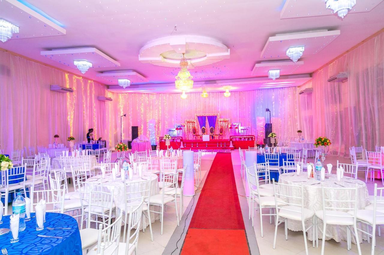 Kebbys Hotel دار السلام المظهر الخارجي الصورة
