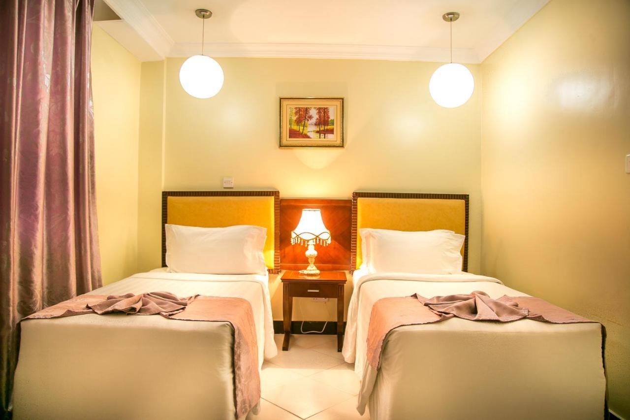 Kebbys Hotel دار السلام المظهر الخارجي الصورة