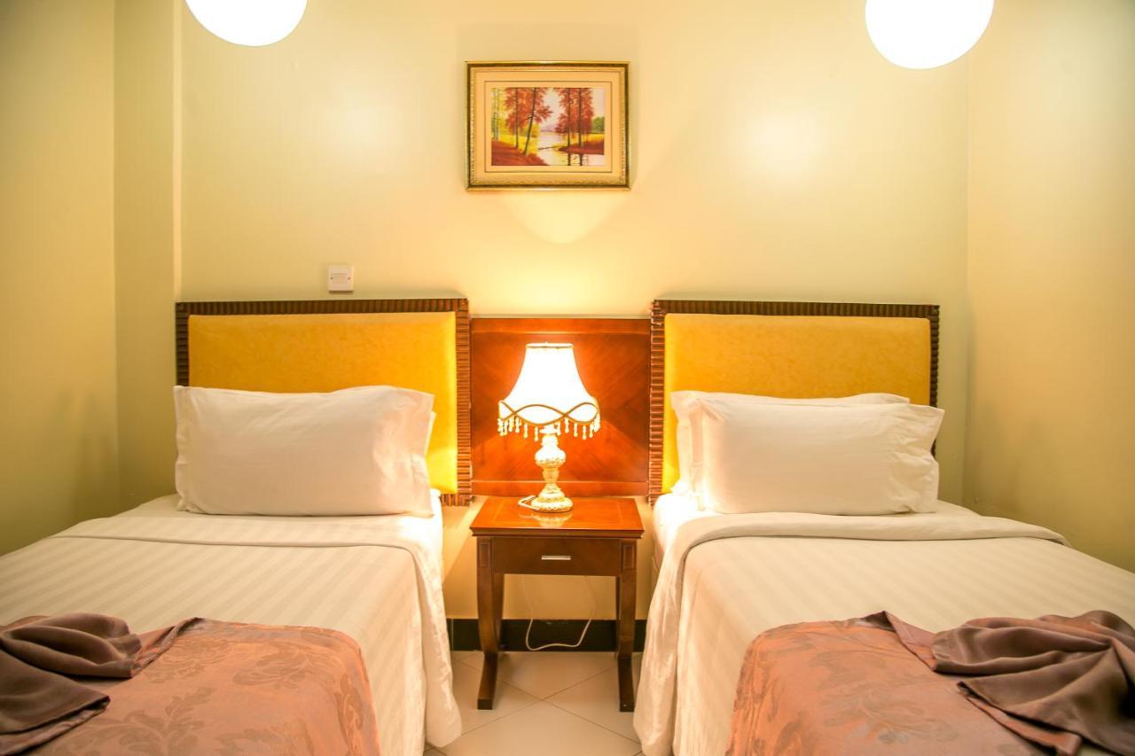 Kebbys Hotel دار السلام المظهر الخارجي الصورة