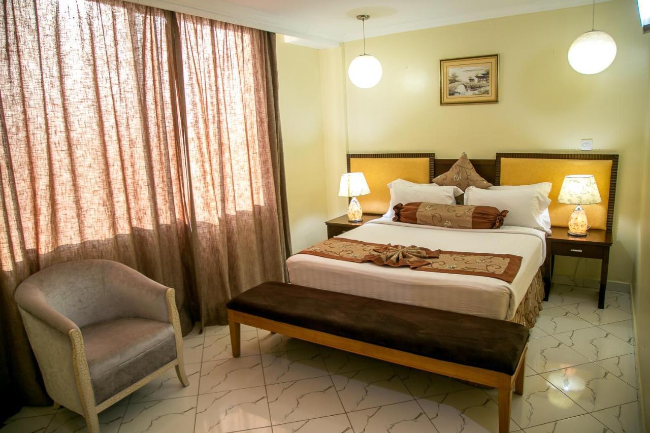 Kebbys Hotel دار السلام المظهر الخارجي الصورة